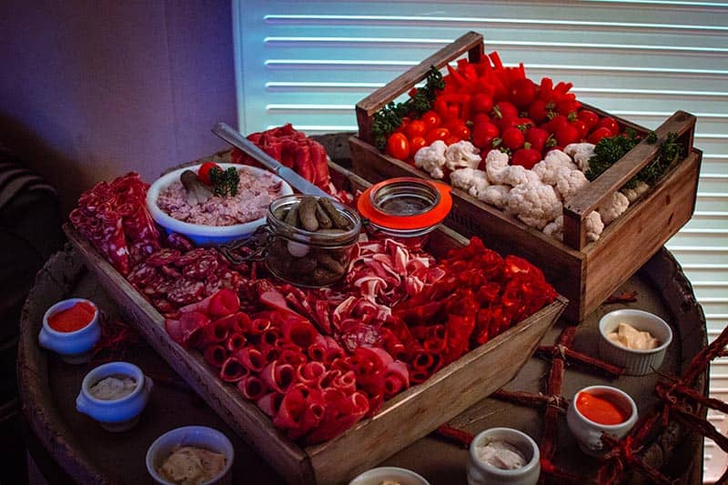 CEN PRODUCTION -  buffet charcuterie