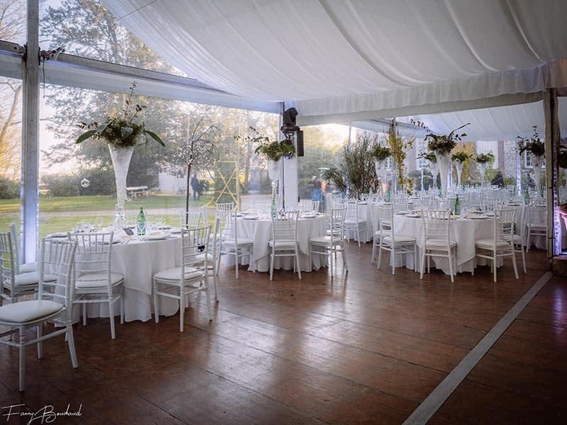 CEN PRODUCTION -  décoration table blanche