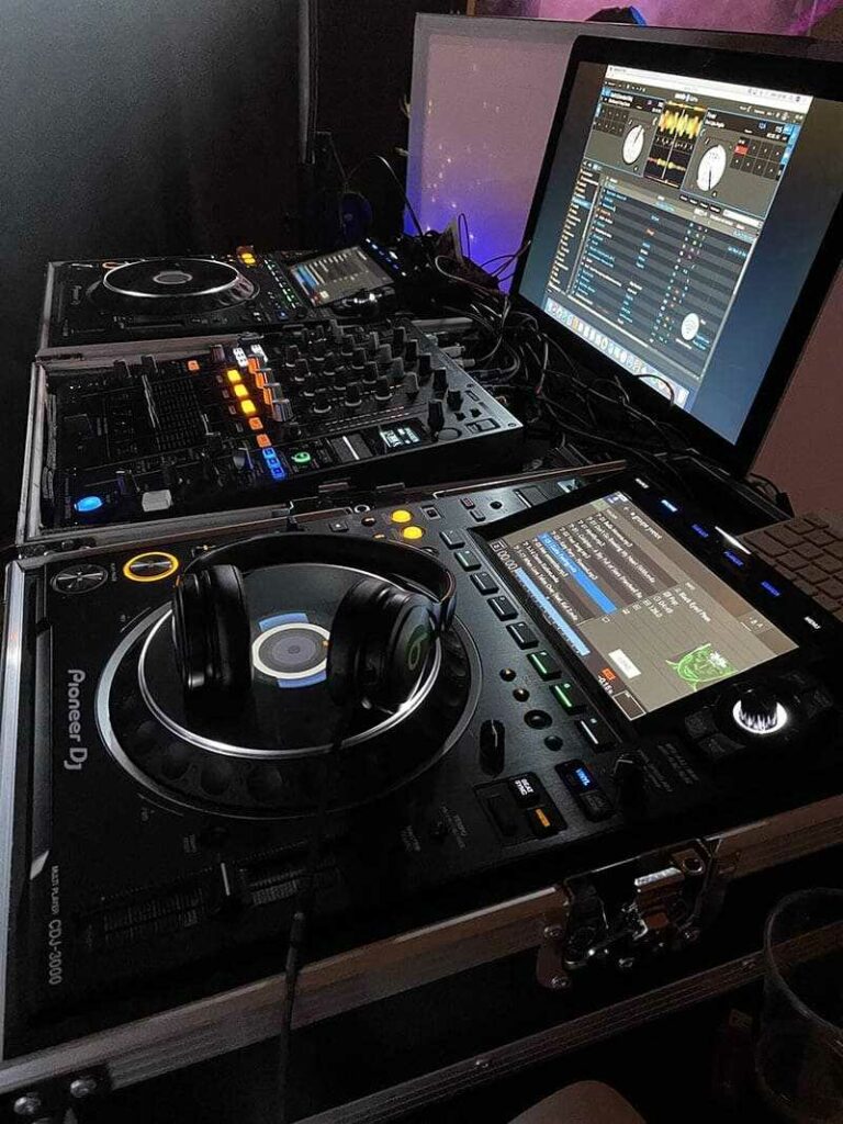 CEN PRODUCTION - platine dj et casque